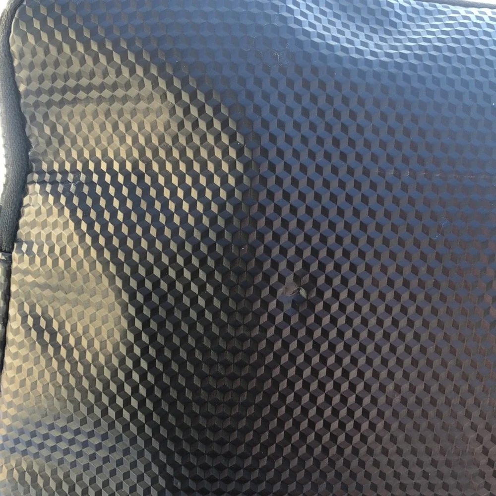 🚨B2G1 HUGO BOSS Black Textured Laptop Case